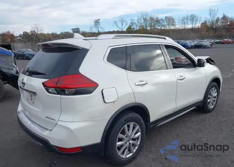 2017 Nissan Rogue Sv z USA, uszkodzony, nr VIN JN8AT2MV2HW272897